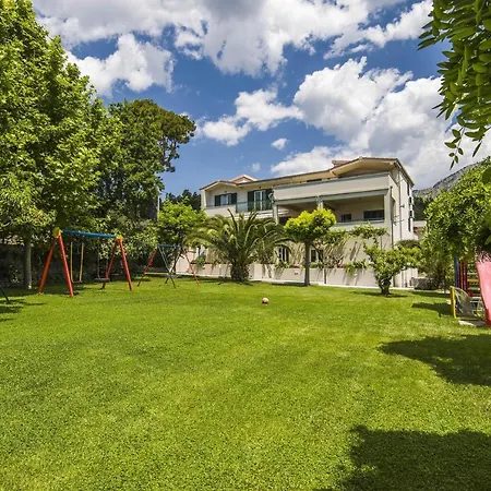 빌라 Dvori Viskovi