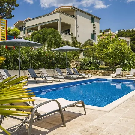 Dvori Viskovi Villa Podstrana