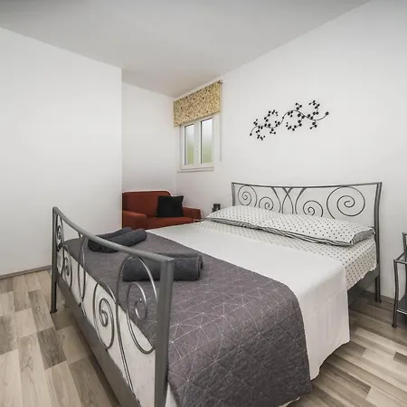 Villa Dvori Viskovi Podstrana