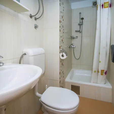 Dvori Viskovi Villa Podstrana
