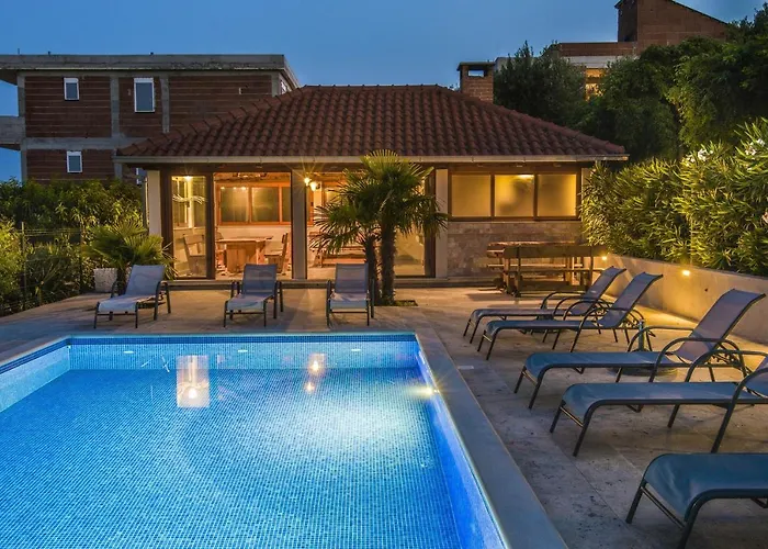 빌라 Dvori Viskovi *